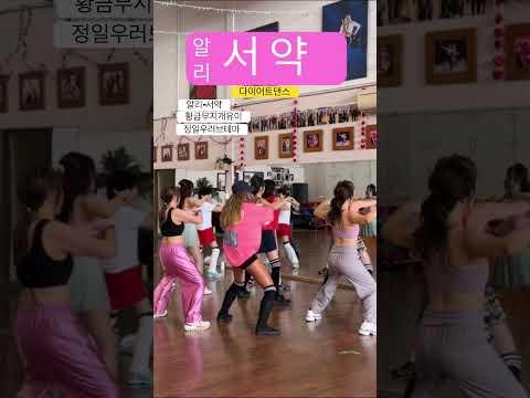 imagelist_title__LHFpP